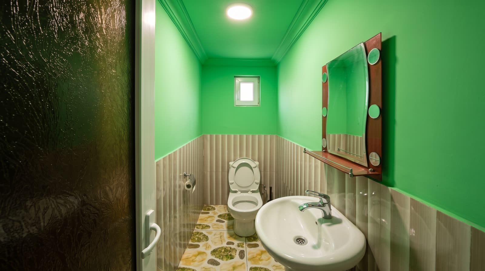 აბაზანა 1