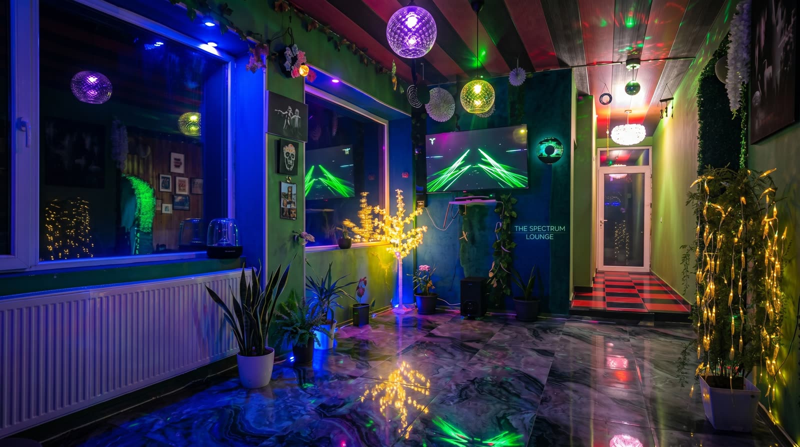 ლობი & შესასვლელი